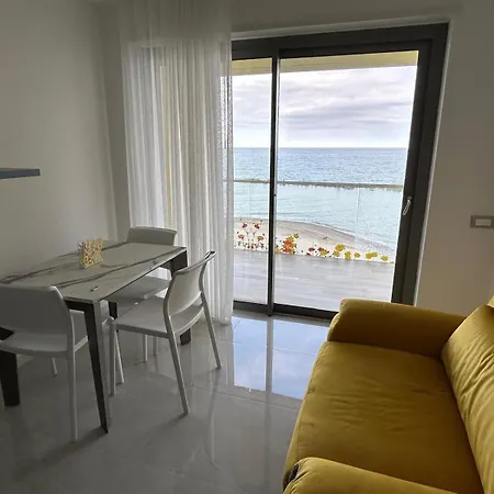 Yellow Dream 2 * Torre Melissa